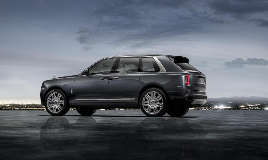  Rolls-Royce Cullinan 2018 года  (WW) (фото 16 из 35)
